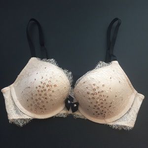 VICTORIA SECRET pushup bra